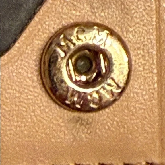 MCM Black Wallet/Unbranded Chain Can Be used as Wallet/Crossbody/Over Shoulder - Picture 14 of 16